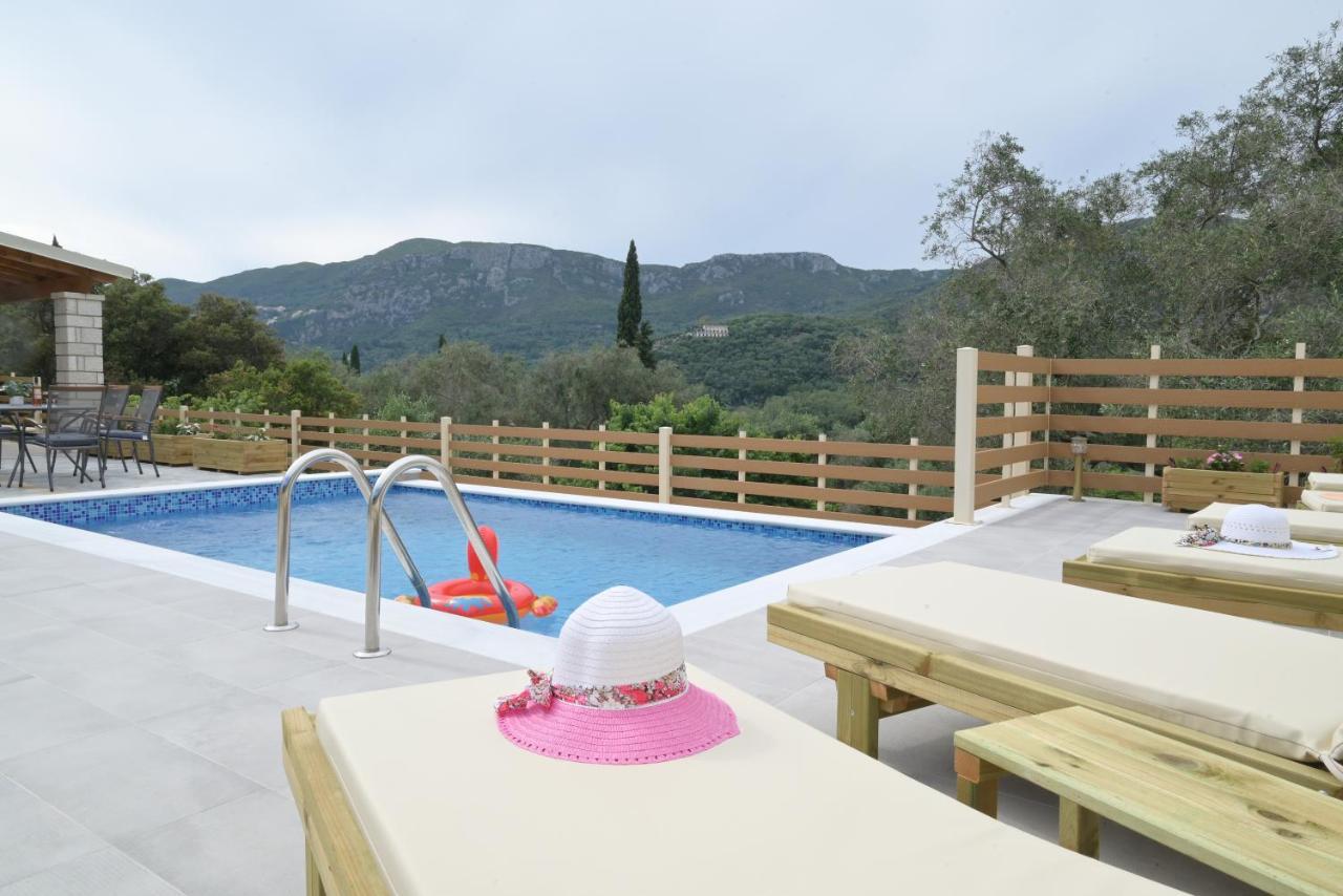 Villa Michalis Liapades Exterior photo